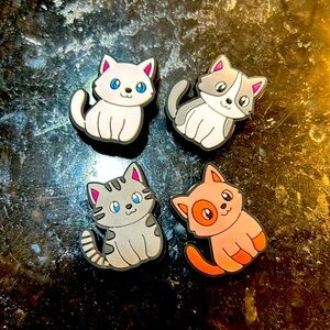 NWOT Cat 🐈‍⬛ Shoe Charms